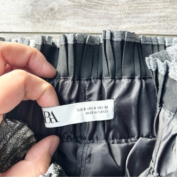 ZARA Silver Metallic Pleated Mini Skirt - Picture 9 of 16